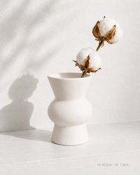 Stacked Bubble ceramic vase with cotton stems